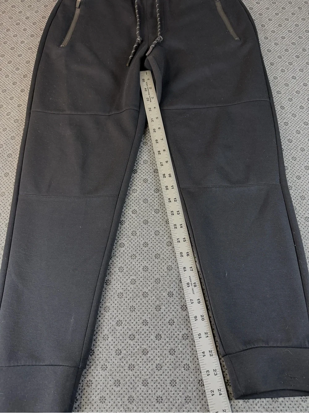 Aeropostale Men's Black Slim Jogger Sweatpants